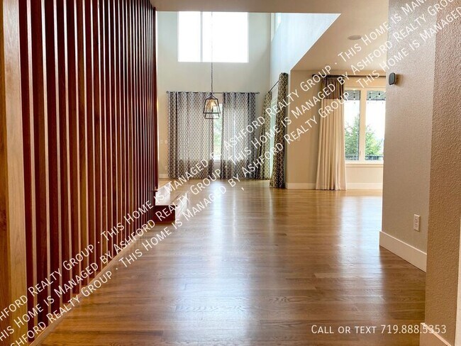 Foto del edificio - 1279 Foothills Farm Way