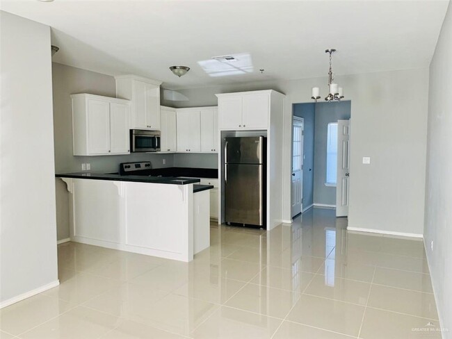 Building Photo - 2307 Taxco Ct