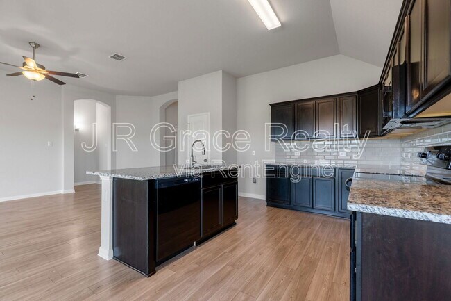 Foto del edificio - 3917 Centerfire Rd