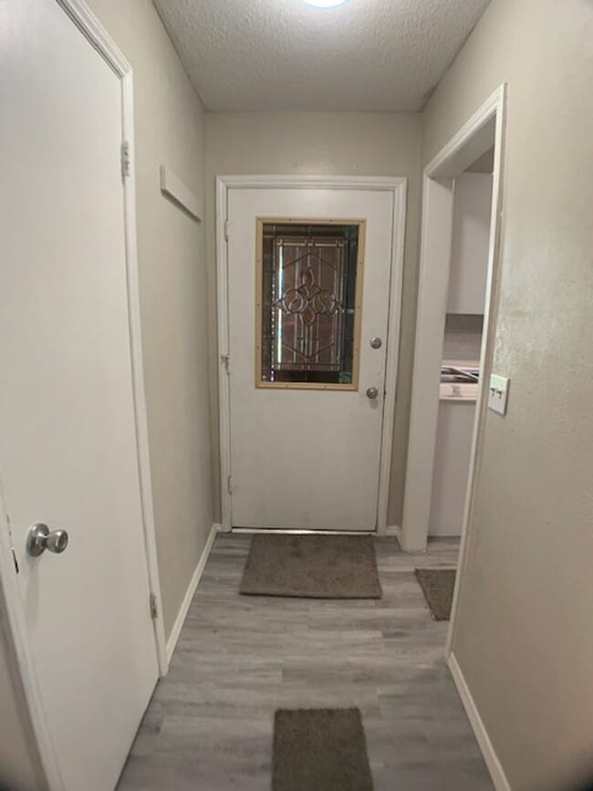 Building Photo - 6812 S Land Ave