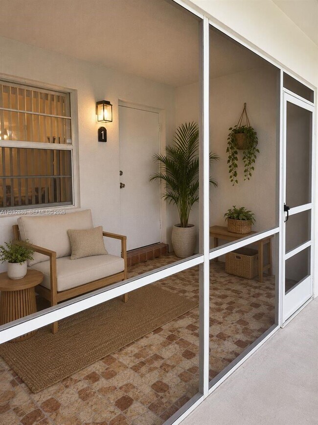 Foto del edificio - 705 NE 2nd St
