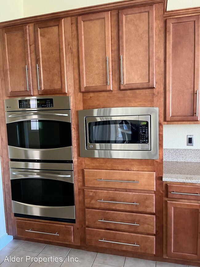 Foto del edificio - 3 br, 3 bath House - 1780 Laurel Ridge Dr