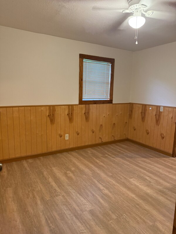 Building Photo - 914 Leblanc St