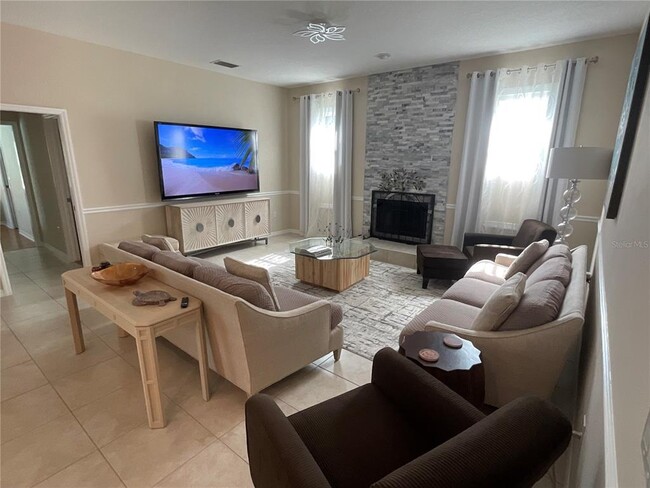 Foto del edificio - 1088 Hoover Cir