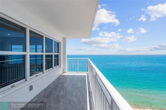 Building Photo - 3850 Galt Ocean Dr