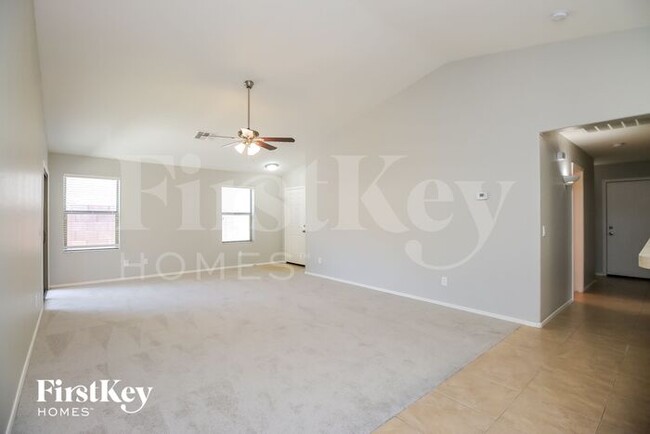 Building Photo - 3223 W Carlos Ln