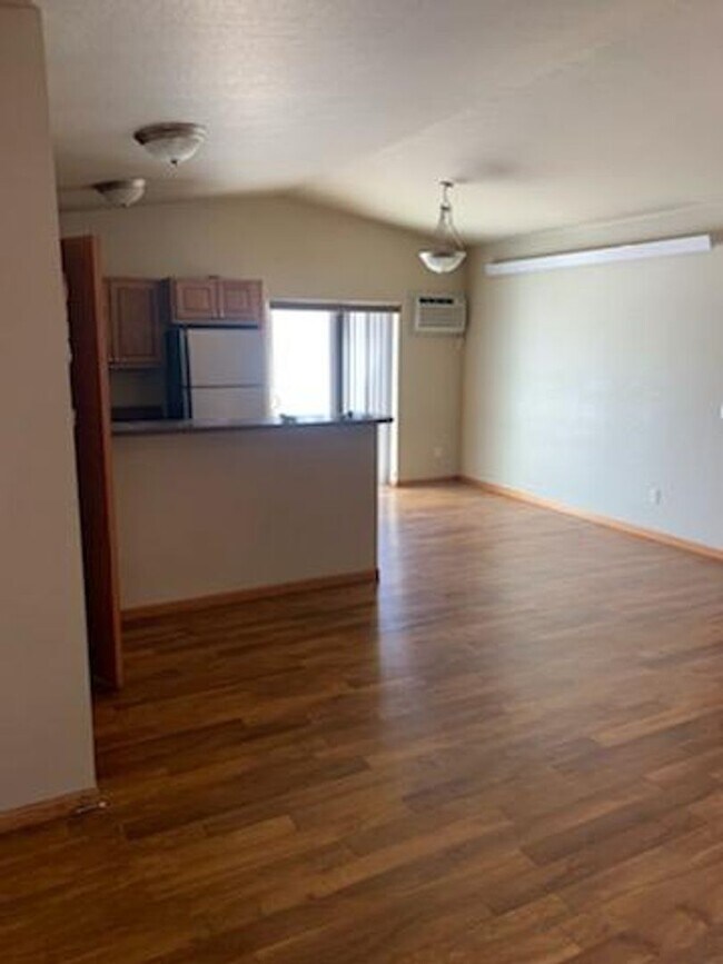Foto del edificio - $1700 - 3 Bedroom, 2 Bathroom Townhome - G...