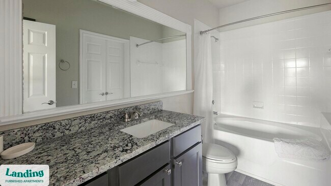 Foto del edificio - 22155 Wildwood Park Rd