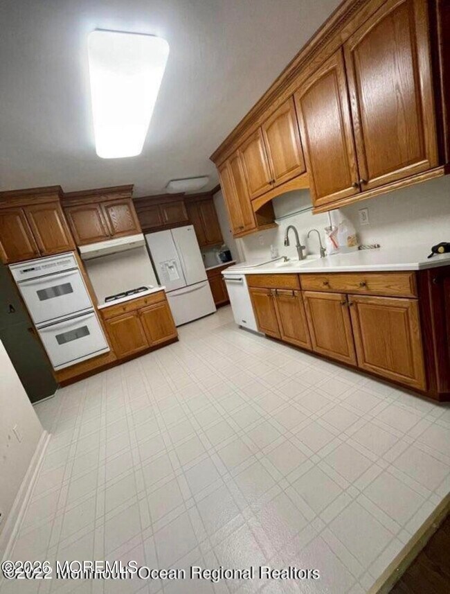 Foto del edificio - 6 Teabury Ln