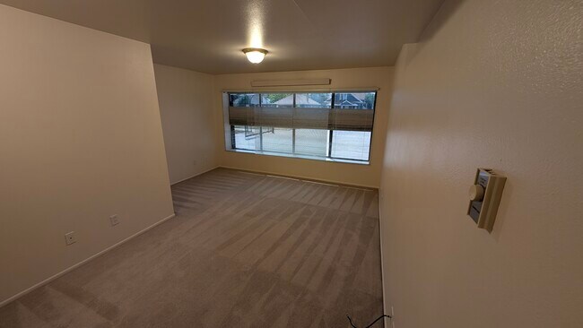 Foto del edificio - 429 S 1300 E