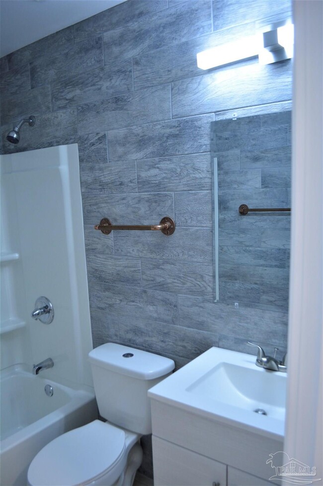 Foto del edificio - 7145 Pearson Rd