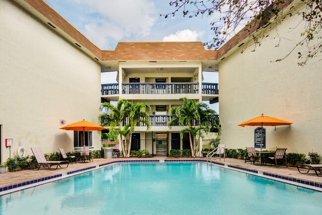 Coronado Springs Apartments Palm Springs Fl