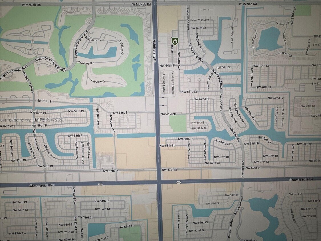 Foto del edificio - 6504 Catalina Ln