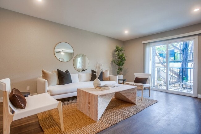 Interior Photo - Latte of Escondido