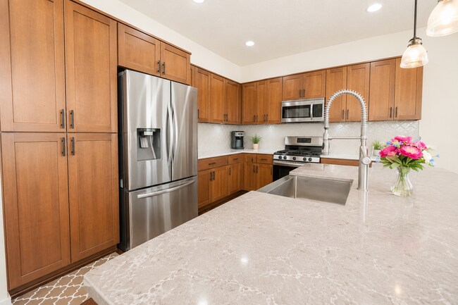 Foto del edificio - 402 NE 77th Ave