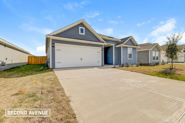 Foto del edificio - 1328 Woodwinds Dr
