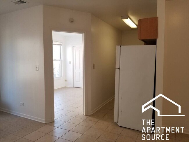 Foto del edificio - 1900 S Throop St