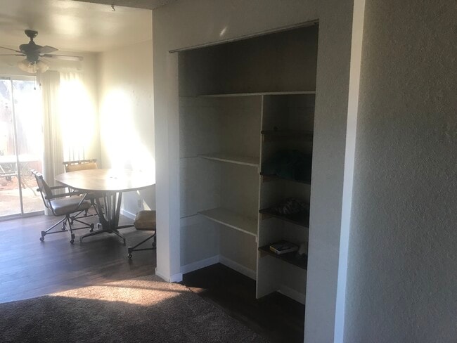 Building Photo - 3032 Catalpa Ct