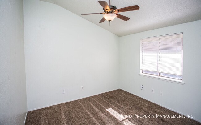 Building Photo - 130 N Troy Ave