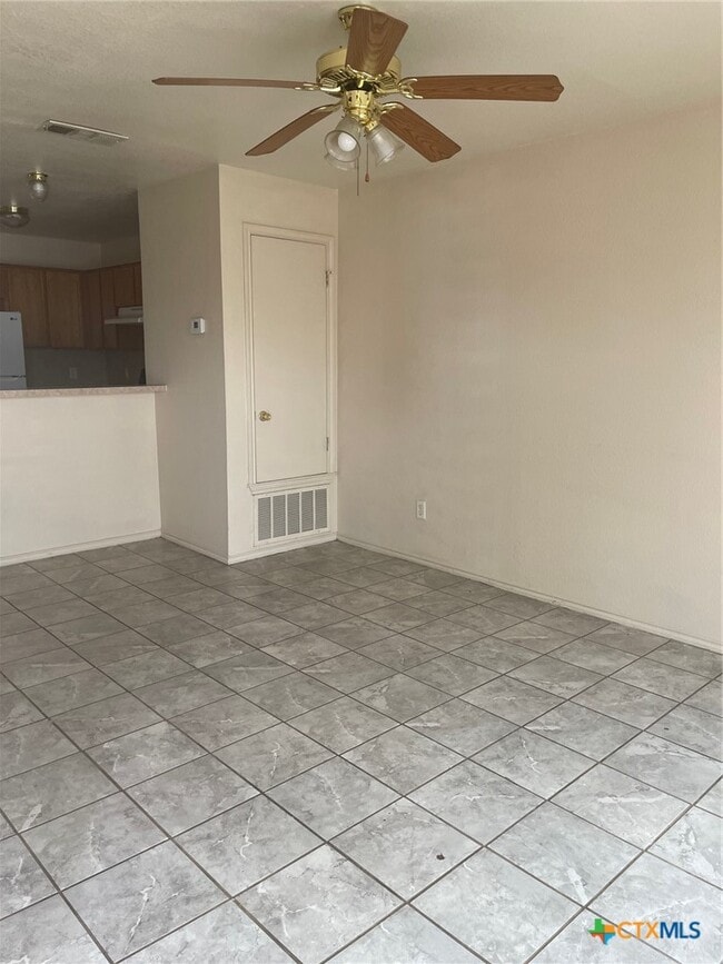 Building Photo - 2712 Vernice Loop