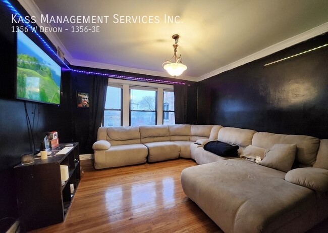 Foto del edificio - 1356 W Devon-1356-3E