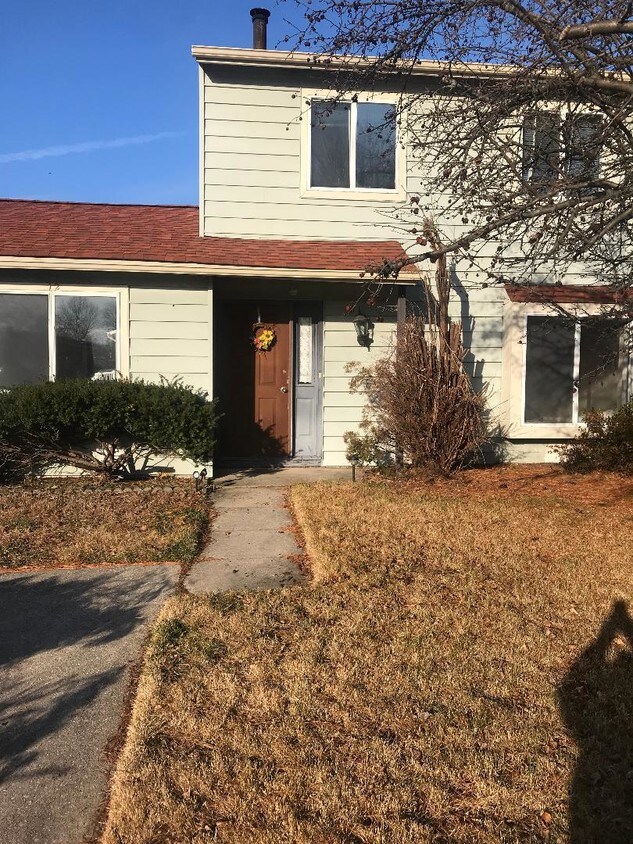 12 Mulberry Ln, Swedesboro, NJ 08085 House for Rent in Swedesboro, NJ