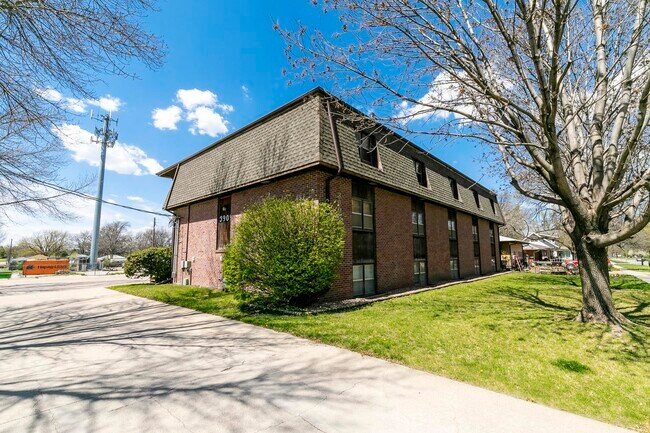 Foto del edificio - 3909 N 68th St