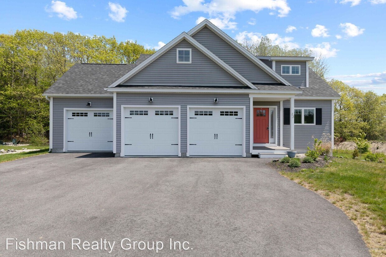 3 br, 2.5 bath House 33 Dupont Ct. House Rental in Yarmouth, ME