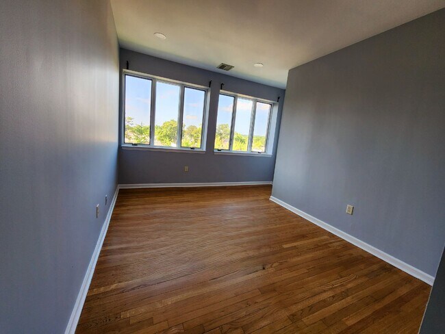 Foto del edificio - Live in the heart of Tenafly New Jersey