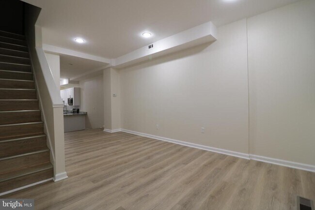 Foto del edificio - 725 N Chester St