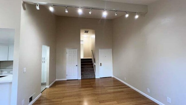 Building Photo - 20263 Northcove Square