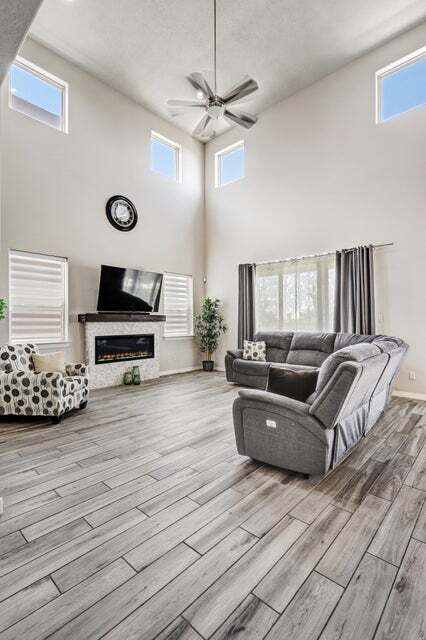 Building Photo - 8605 Luna Vita Ct NE