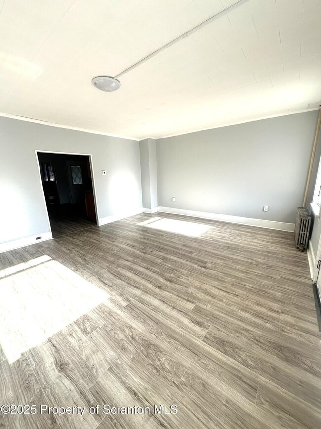 Building Photo - 539 Hazle St