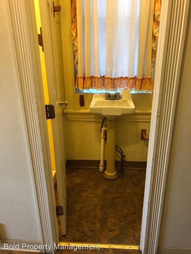 Foto del edificio - 4 br, 1 bath House - 1719 Cotton St.