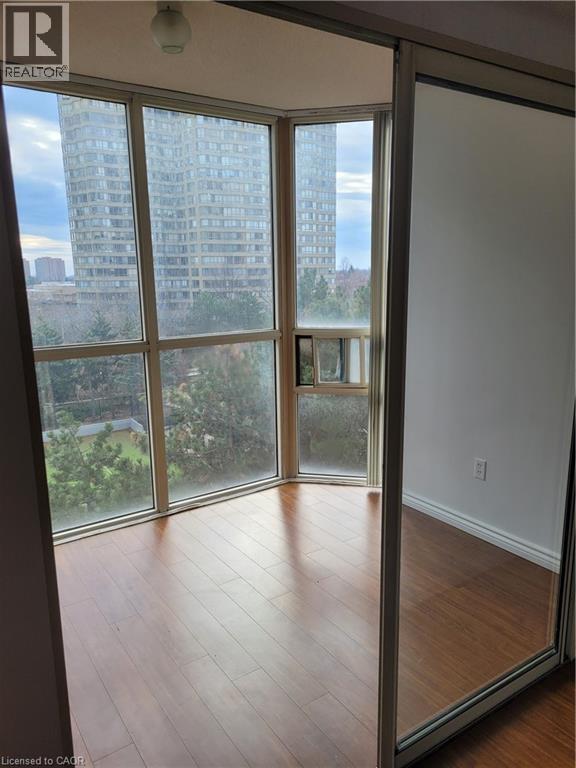 Building Photo - 265 Enfield Pl