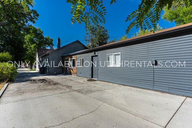 Foto del edificio - 547 E 200 N