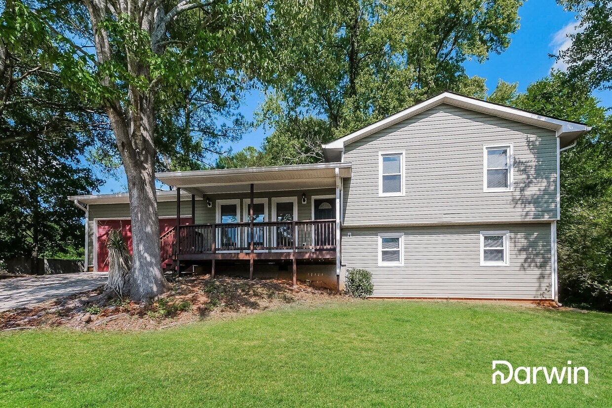 Primary Photo - 75 Aspen Lake Dr E