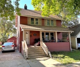 Building Photo - 1225 Milton St