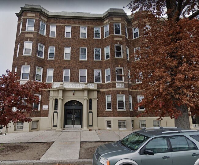 Foto del edificio - 1197 Commonwealth Ave