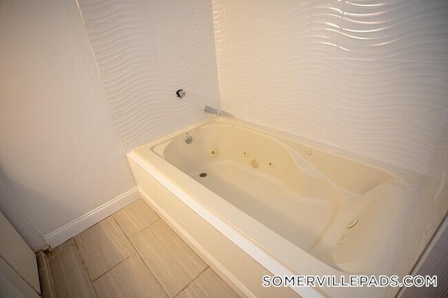 Foto del edificio - 60 Atherton St