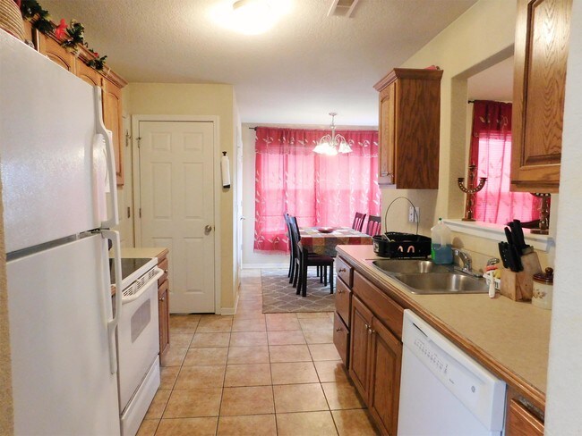 Foto del edificio - 2226 Brooke Bend