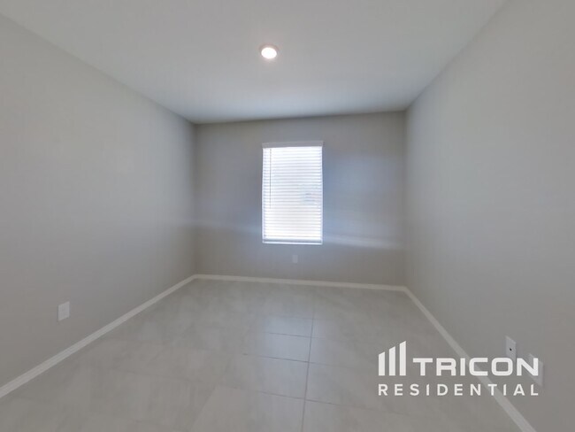 Building Photo - 11859 Mancos Trl