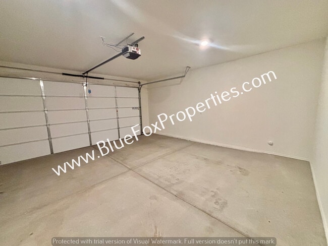 Building Photo - 8896 E Pantano Bluff Dr