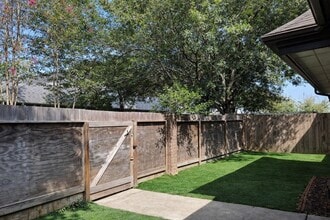 Building Photo - 12026 Mighty Oak Dr