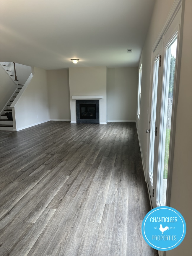 Foto del edificio - 2528 Reynolds Dr