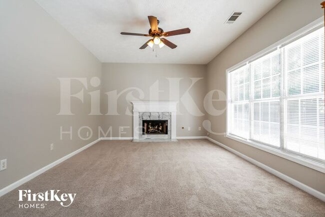 Building Photo - 745 Somerset Vale Dr