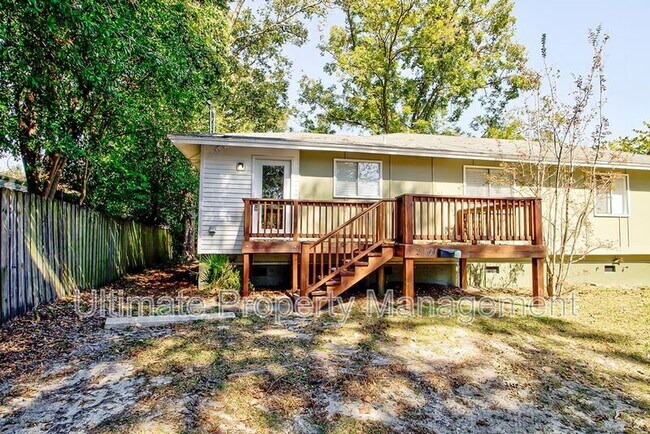 Foto del edificio - 2101 Delgado St