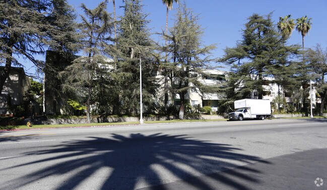 Foto del edificio - Los Feliz Apartments