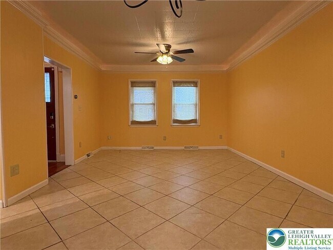 Foto del edificio - 754 E Washington Ave
