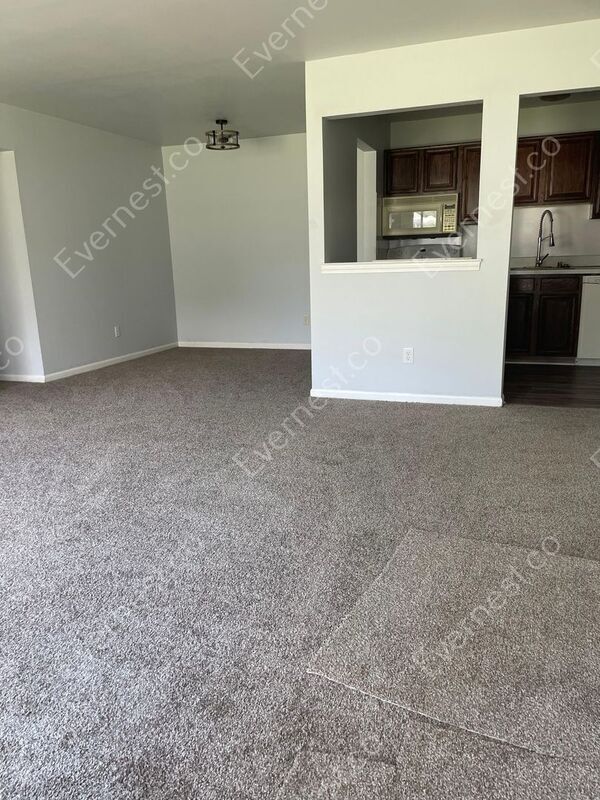 407 Sunset Ln, St. Clair Shores, MI 48082 Condo for Rent in St. Clair Shores, MI